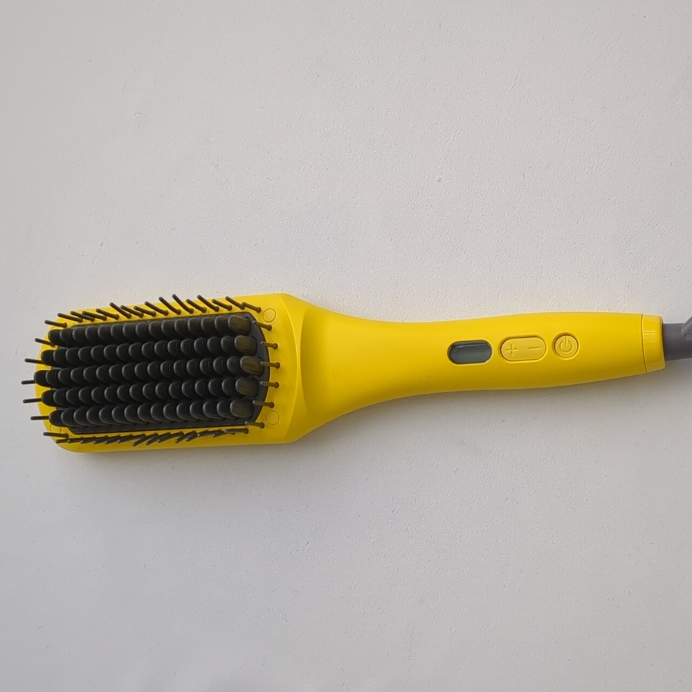 Drybar Crush Heated Straightening Ionic Styling Brush